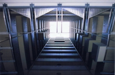 07.30 吹抜け見上げ.jpg