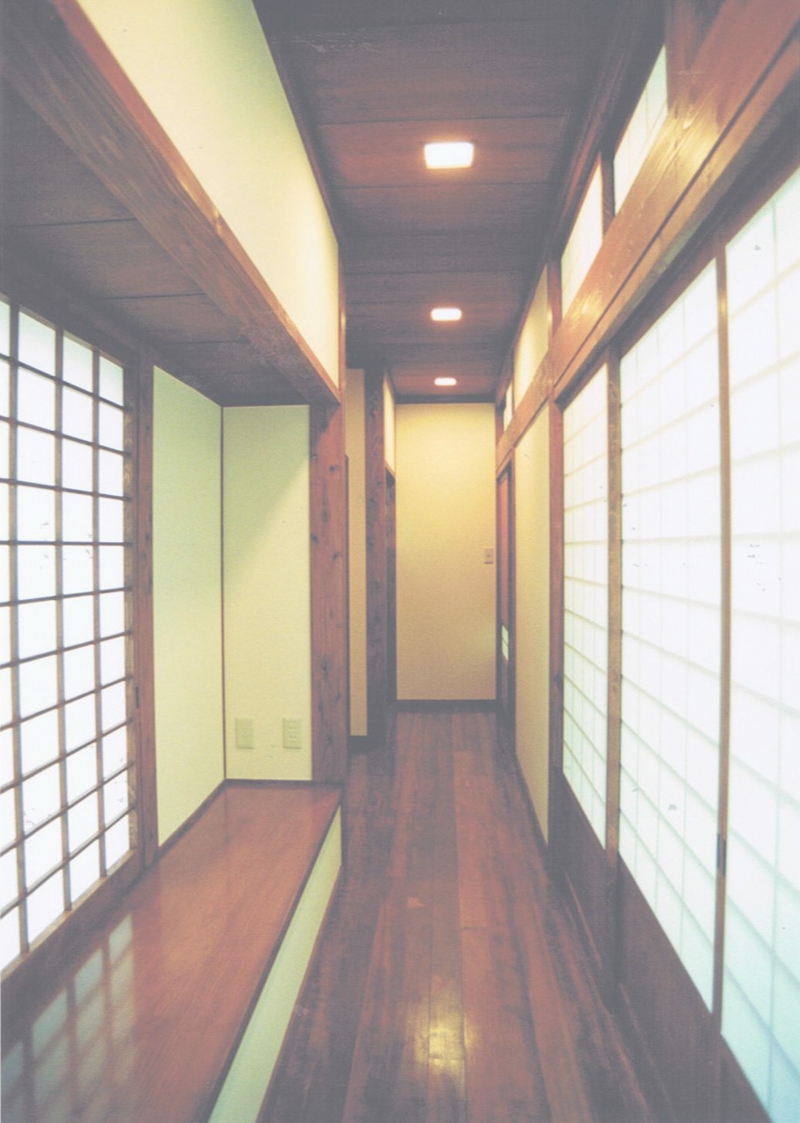 10.19 廊下.jpg