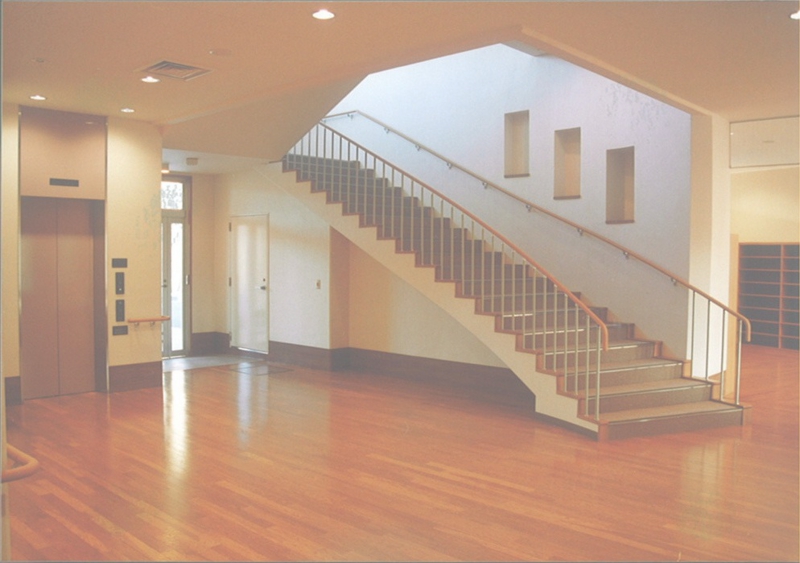 04.06 ｴﾚﾍﾞｰﾀｰﾎｰﾙ.jpg