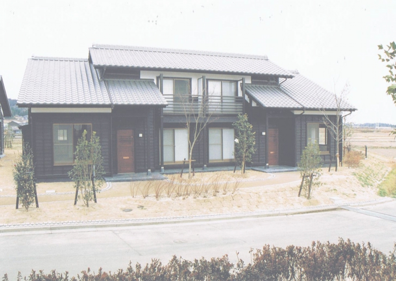 04.01 南入り外観1.jpg