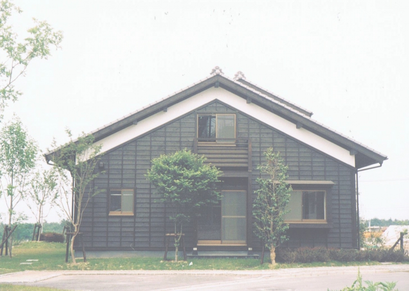 05.02 南入り外観2.jpg