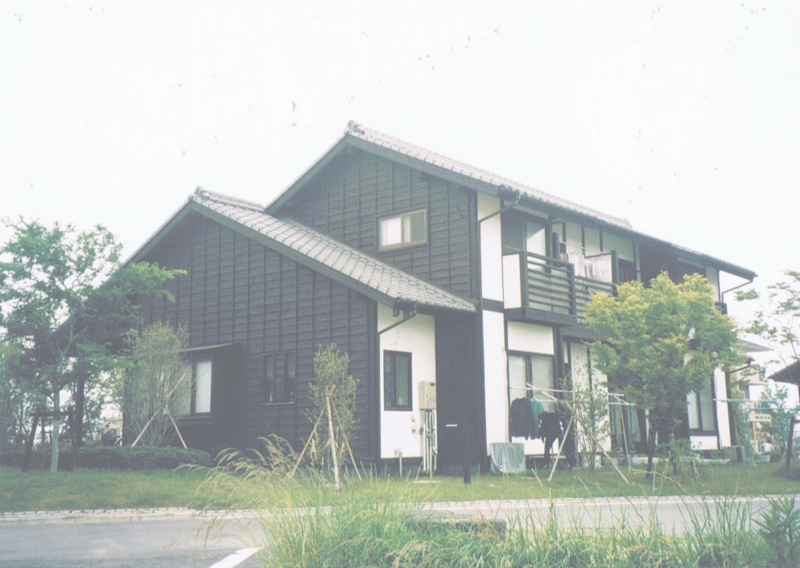 06.03 北入り外観1.jpg